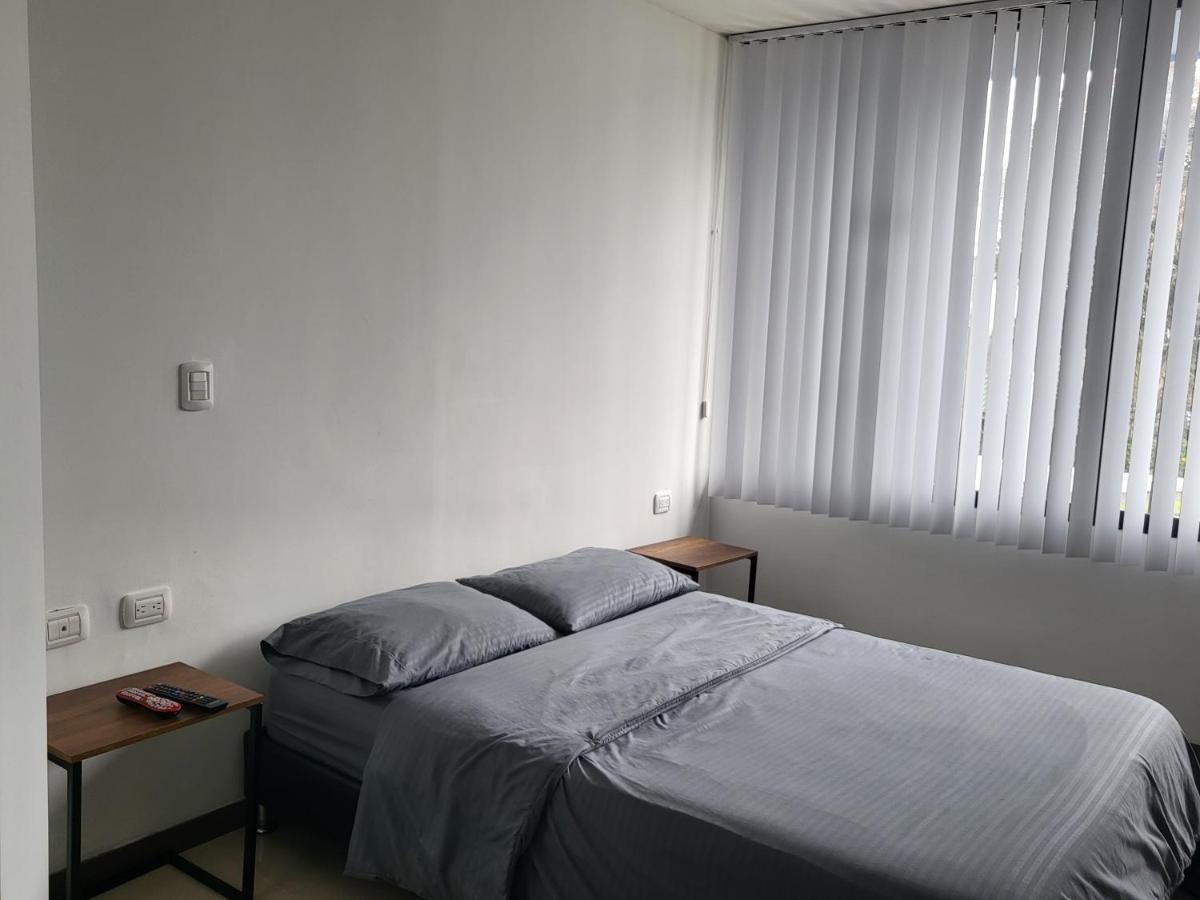 Casa Azul - Apartamentos Amoblados - 马尼萨莱斯 外观 照片